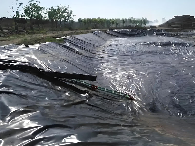 Geomembrana Perú de HDPE de 1,5 mm Para el Revestimiento de la Presa de Relaves