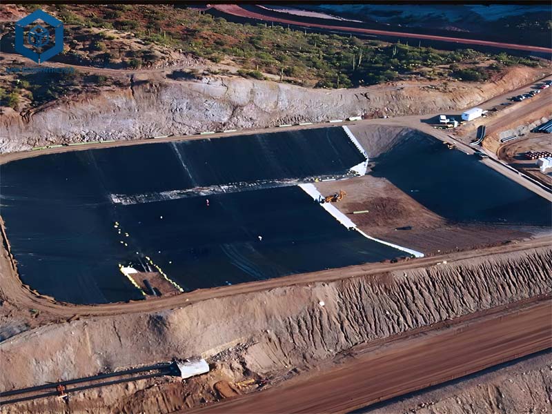 Geomembranas Negras Para Revestimiento de Presas de Relaves