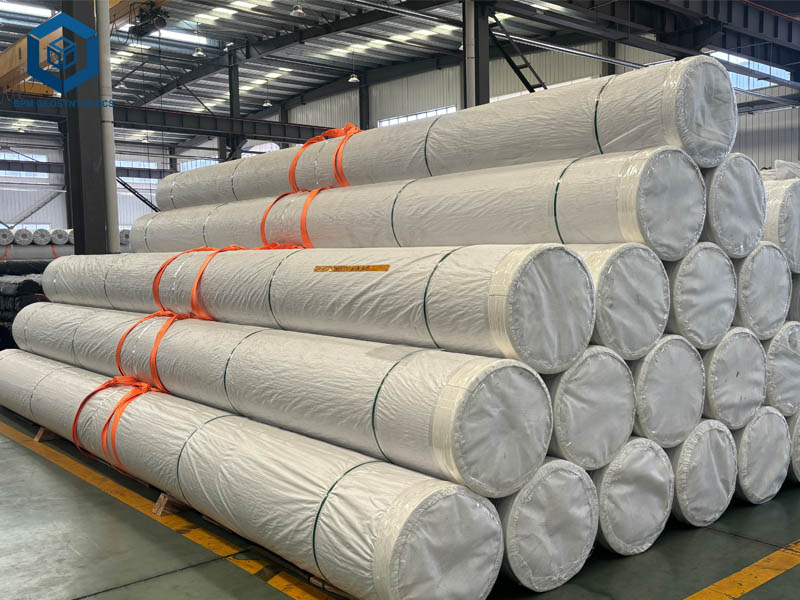 Liner de Canal Geomembrana HDPE para Estanques