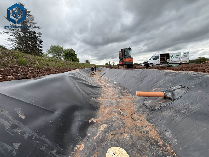 Geomembranas Para Vertederos Geomembrana Texturizada de HDPE para Revestimiento de Canales