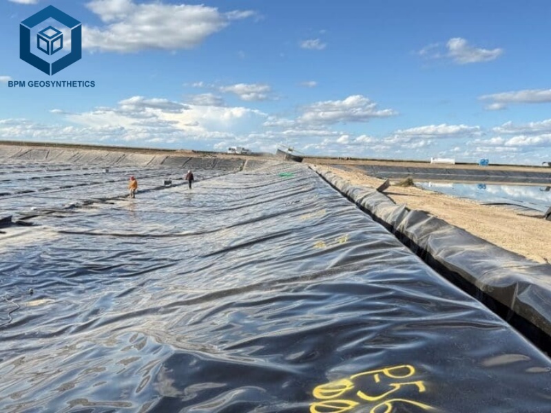 MEMBRANA IMPERMEABLE DE HDPE PARA PRESA